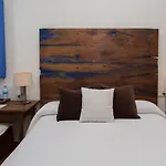 De La Placa Hotel 3*