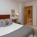 De La Placa Hotel 3*