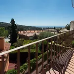 Hotel De La Placa 3*