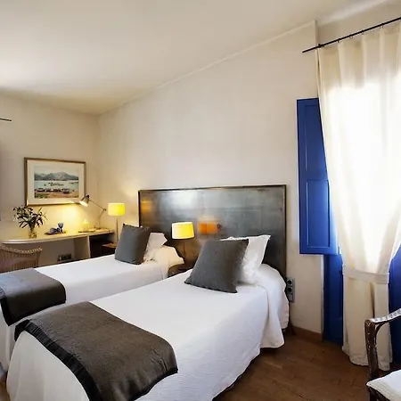 Hotel De La Placa Cabrils
