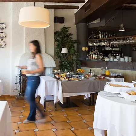 Hotel De La Placa Cabrils