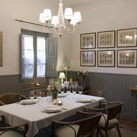 Hotel De La Placa 3*