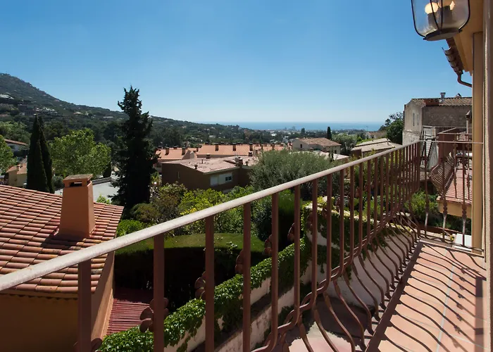 Hotel De La Placa 3*