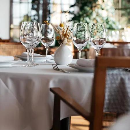 Hotel De La Placa 3*