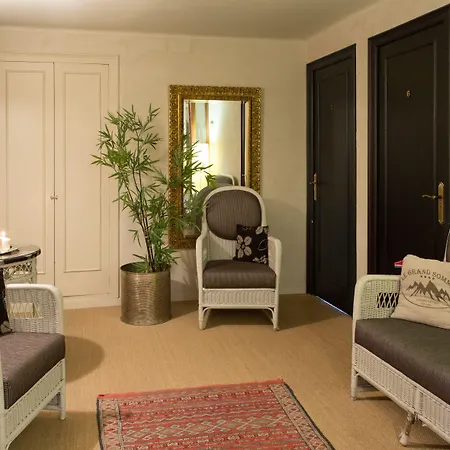 De La Placa Hotel Cabrils