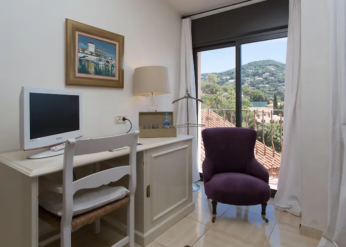 Otel De La Placa 3*